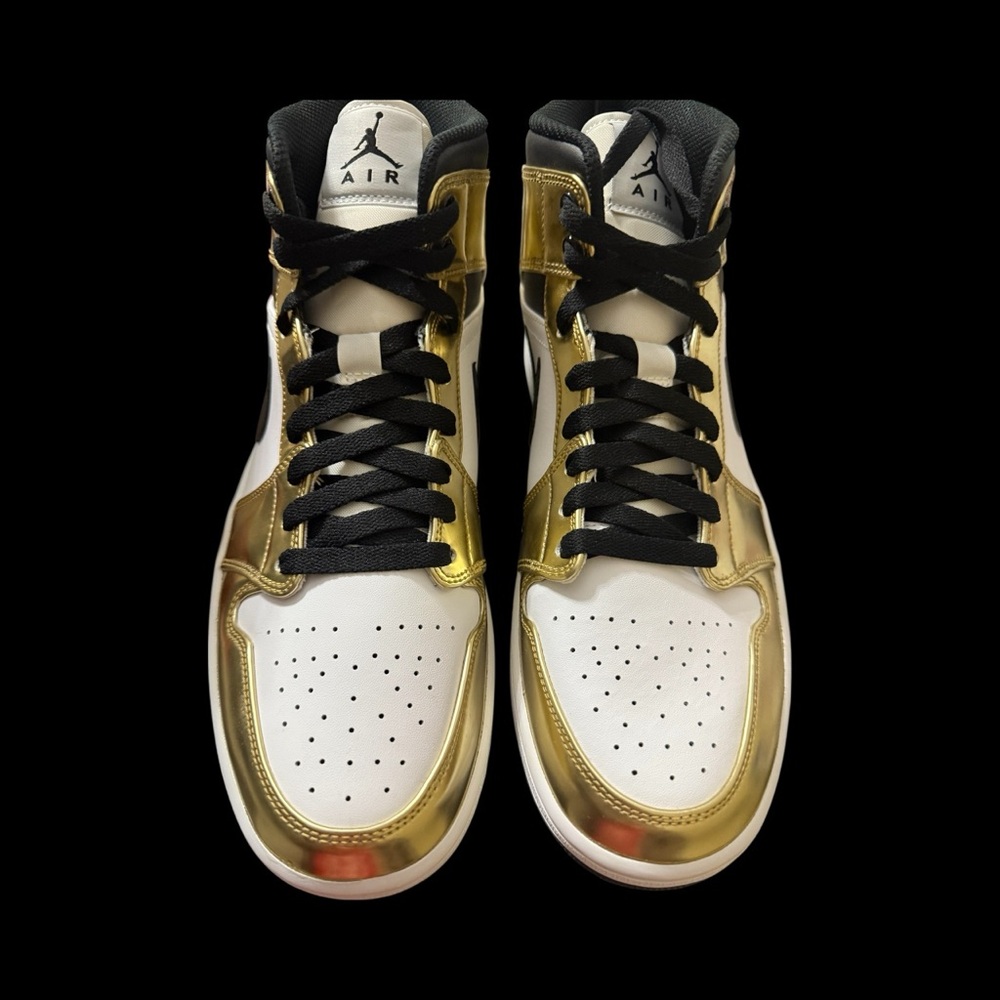 Nike Air Jordan 1 Mid SE Metallic Gold